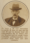 871283 Portret van J.M. van Deventer (Balistraat 85) te Utrecht, die 35 jaar als biljartmaker in dienst is bij ...